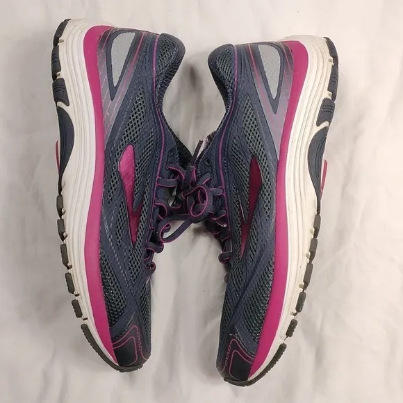 Brooks Dyad men's shoes size 11