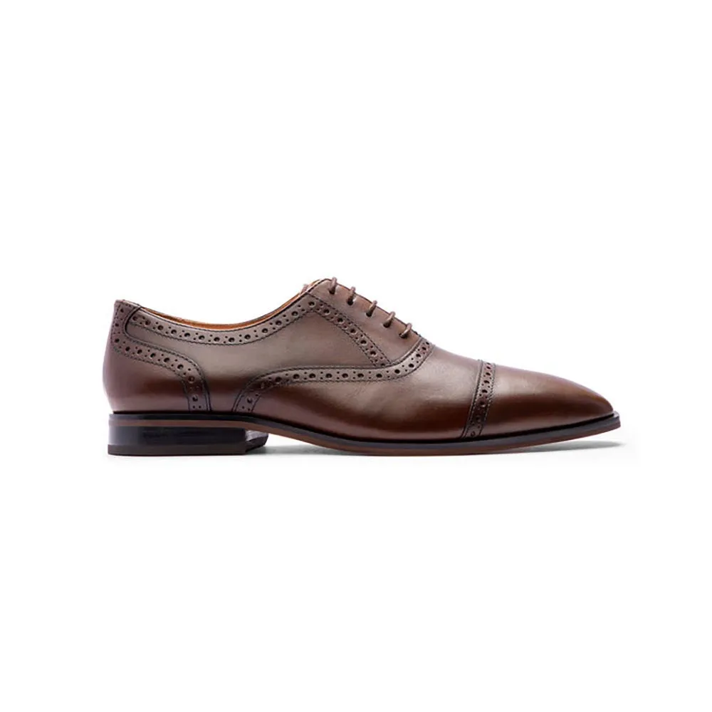 Brown Classic Toecap Brogue Detail Oxford
