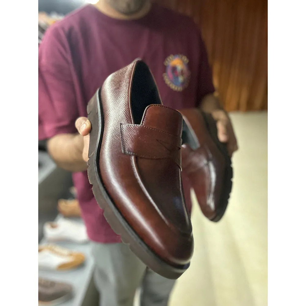Brown Mirror Glossed Patina Hatch Grain Extralight Penny Loafers