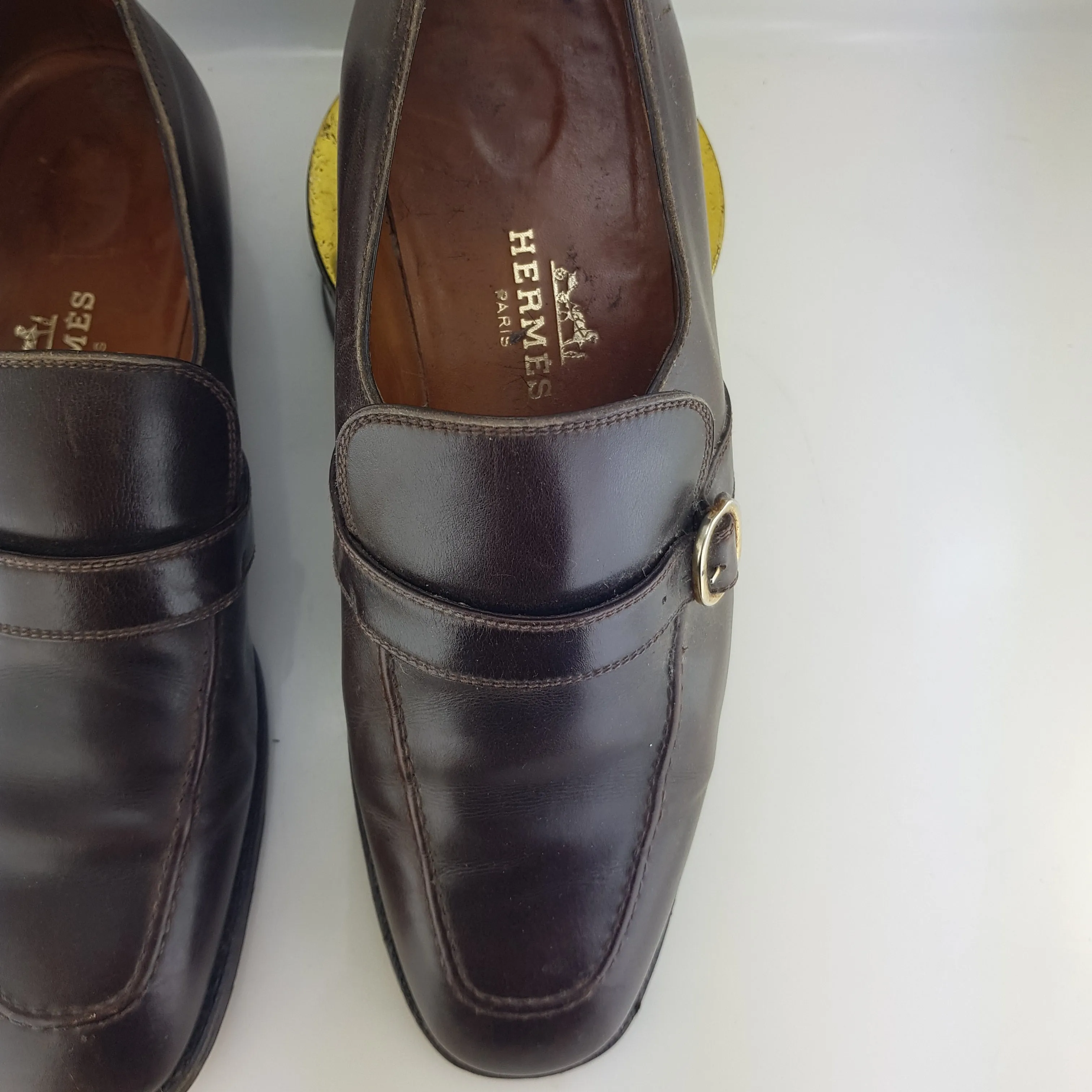 Buckle loafers