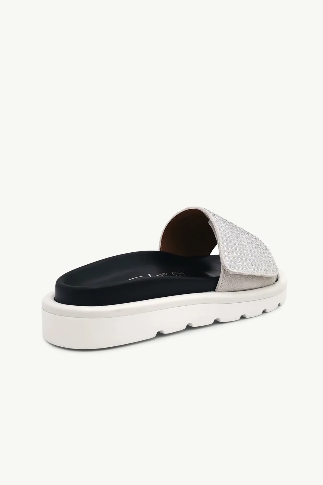 Cooper Black   White