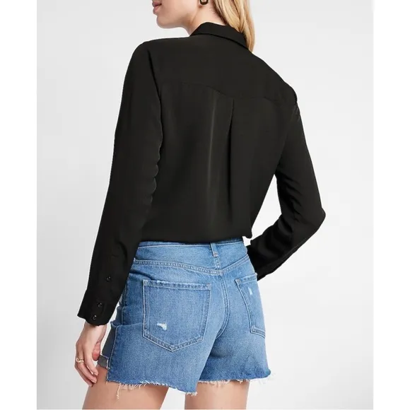 EXPRESS Mid Rise Covered Button Fly Boyfriend Jean Shorts