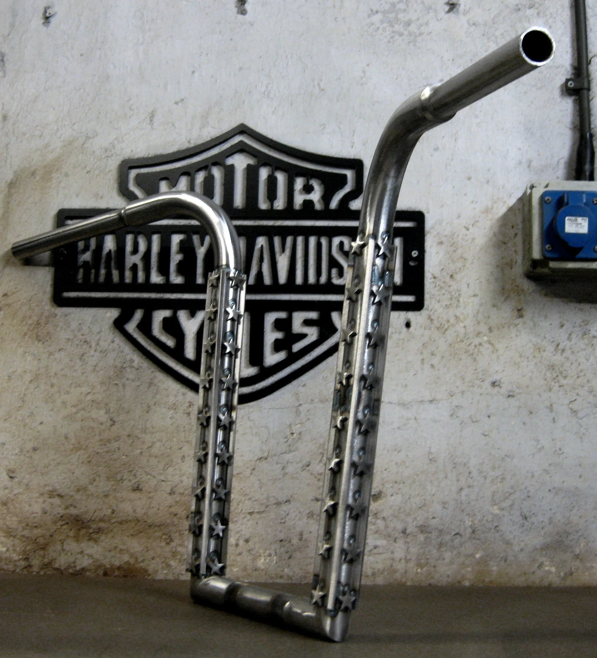 HANDLEBARS - ULTIMATE CUSTOM RANGE - "REBEL 1776" - UNIVERSAL FIT