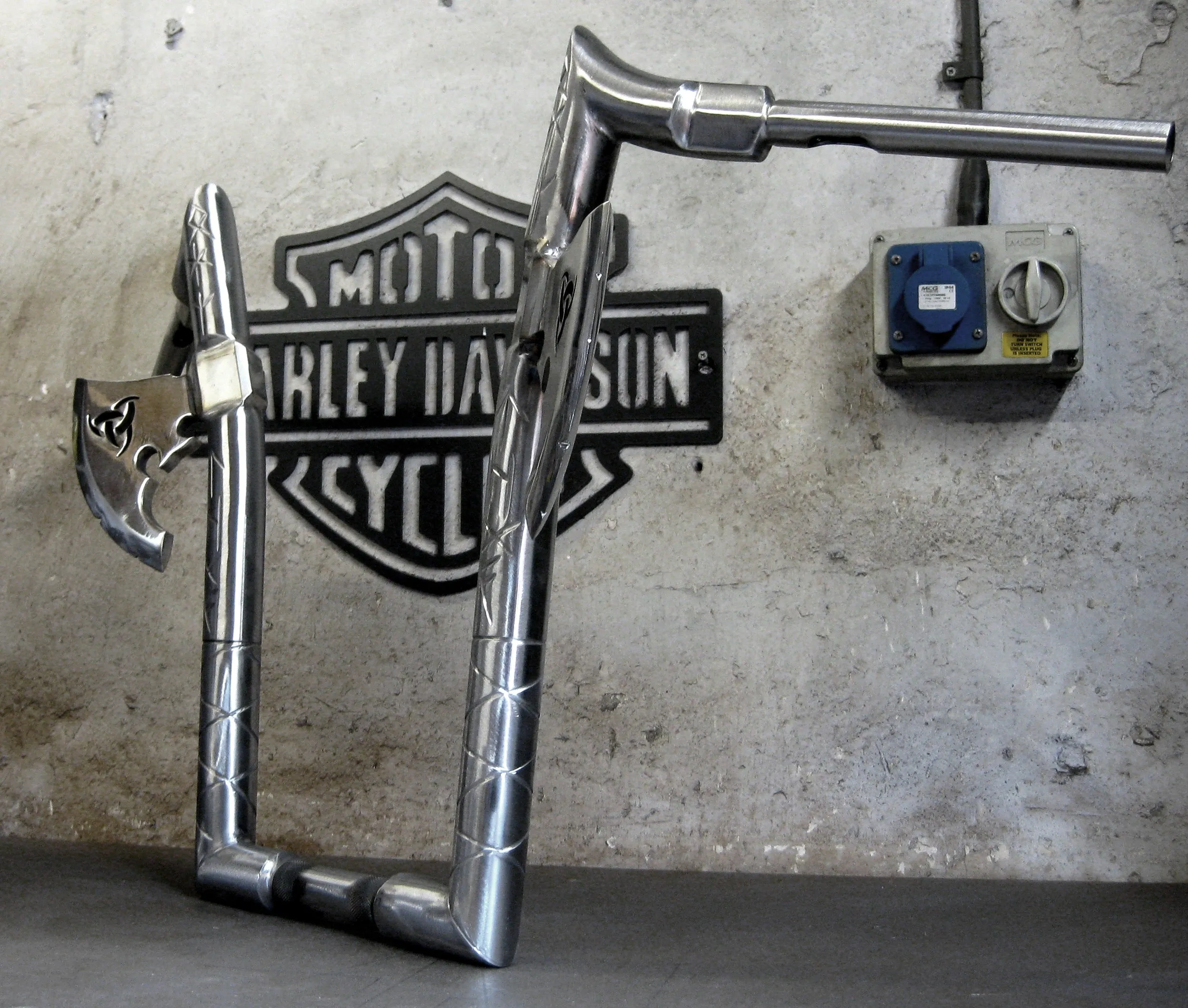HANDLEBARS - ULTIMATE CUSTOM RANGE - "RUNES" - UNIVERSAL FIT