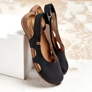 Isla – leather sandals for summer