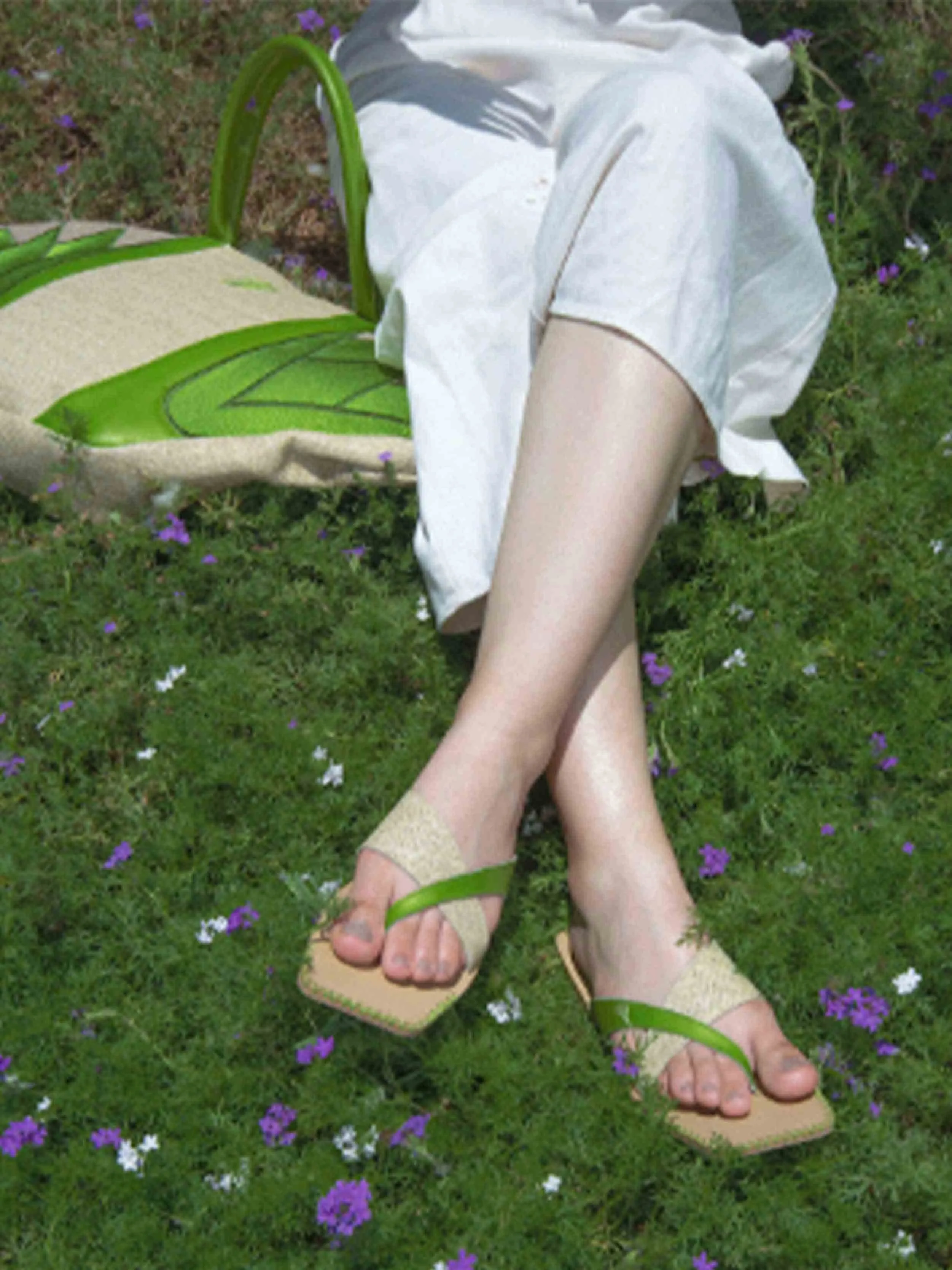 Jayda Shoes - Petal Slippers