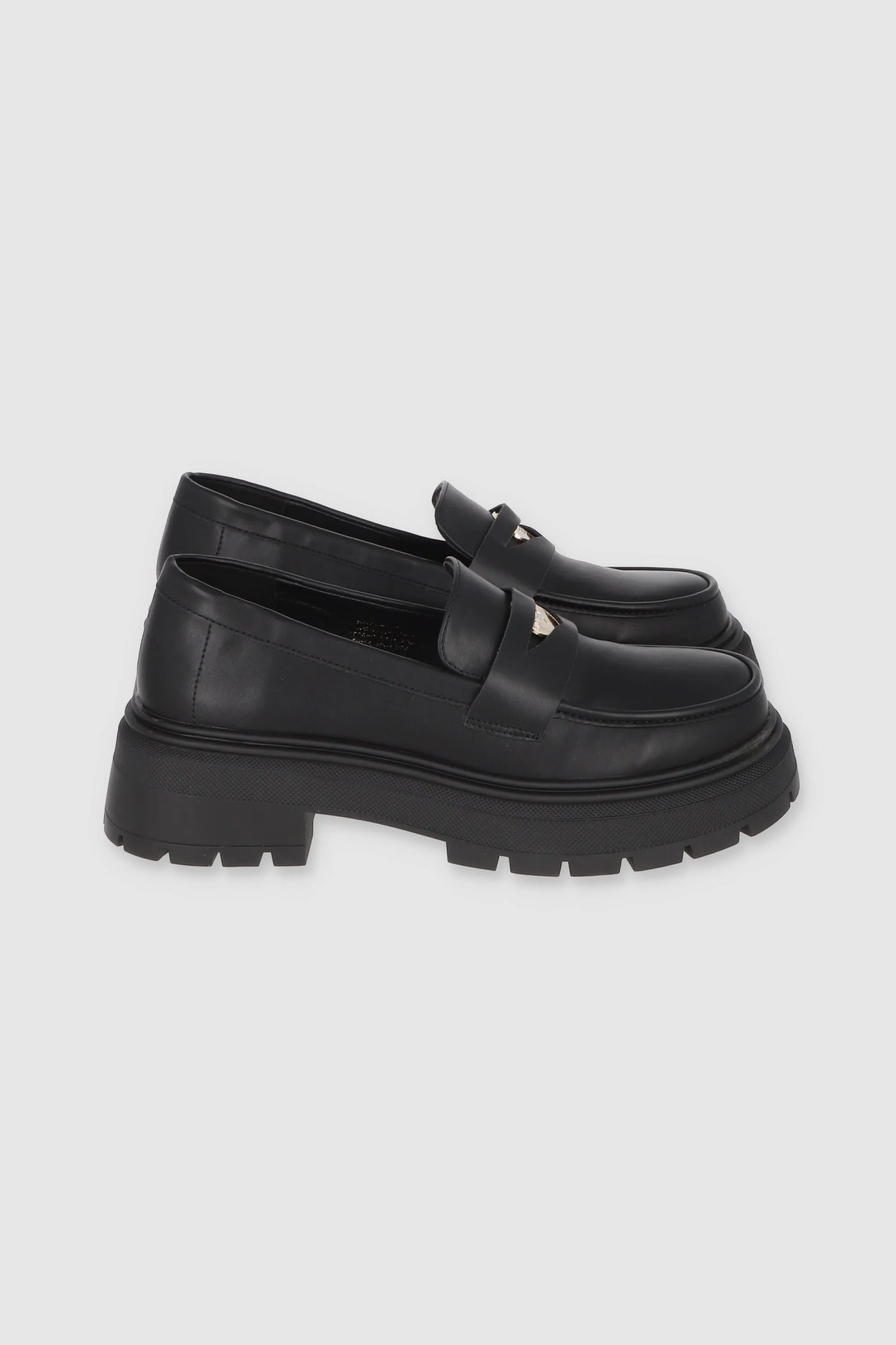 Loafer Chunky Placa Metal