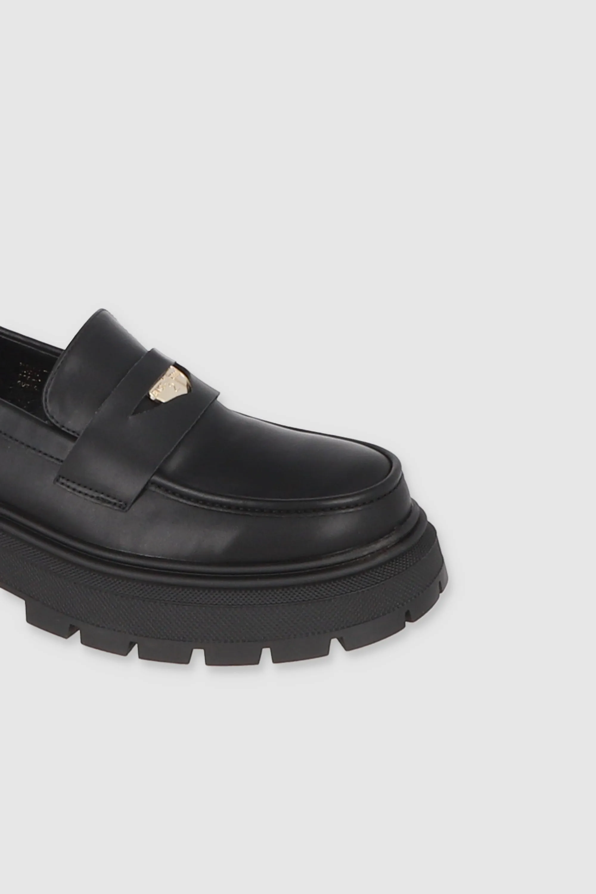 Loafer Chunky Placa Metal