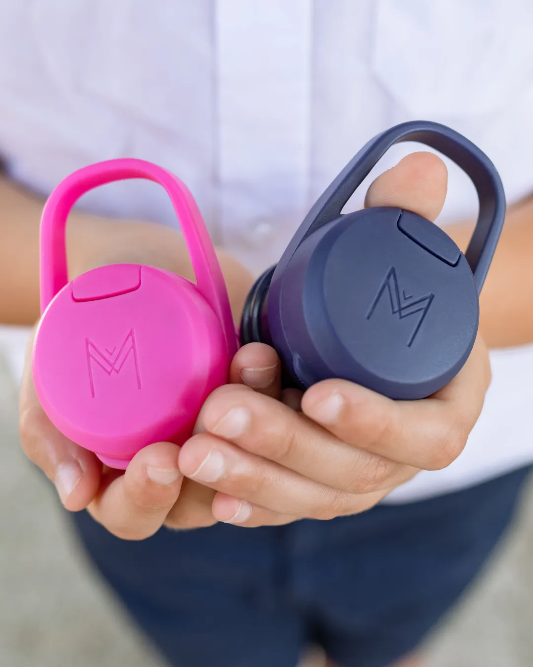 MontiiCo Drink Bottle Lid - Free Pour Pomegranate
