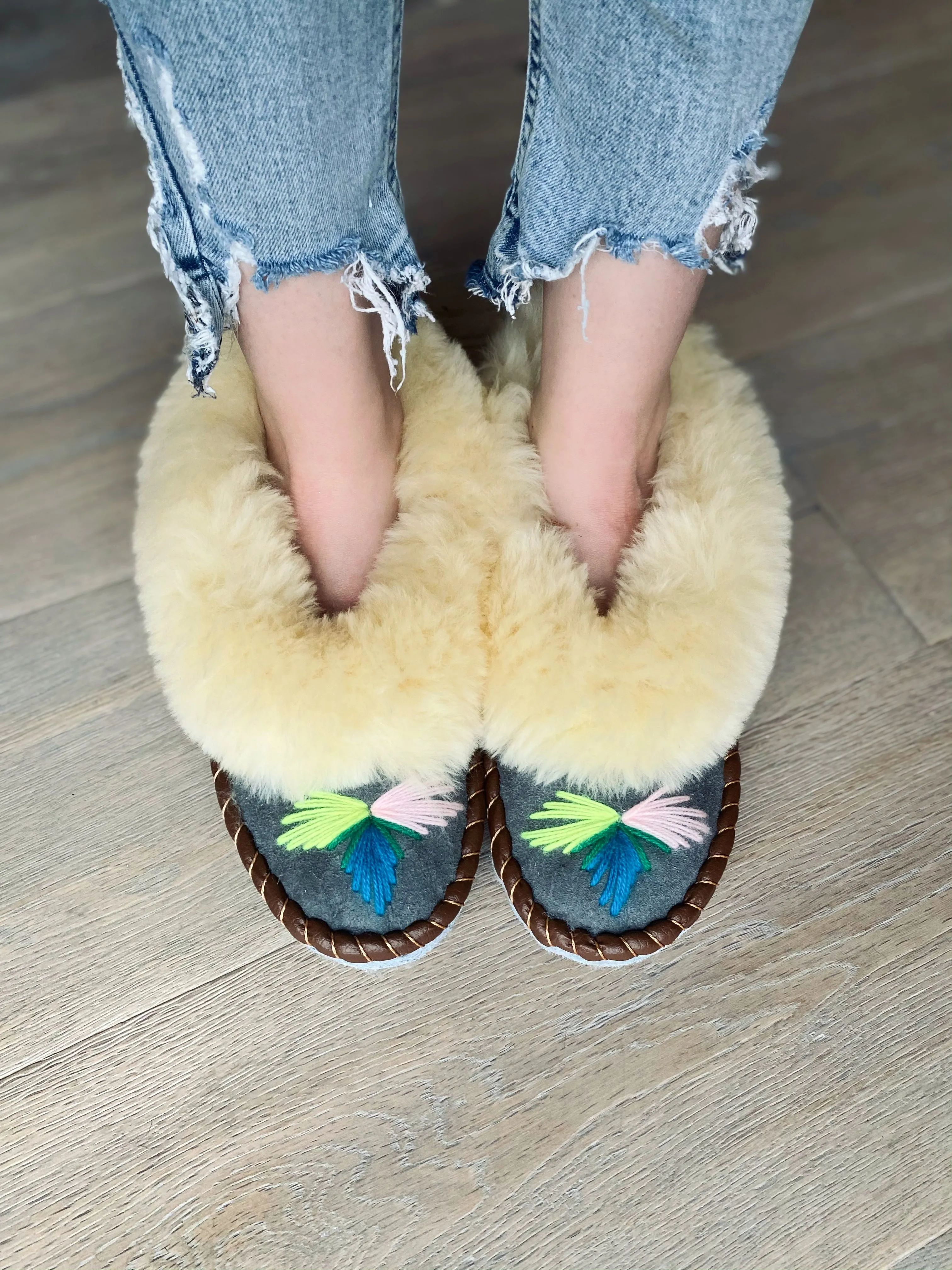 Natural Fur Embroidered Moccasin Slippers Lucky Dip