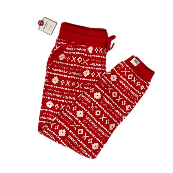 New! Hallmark movie channel Lounge Sleep Pajama Slippers socks set Great gift!
