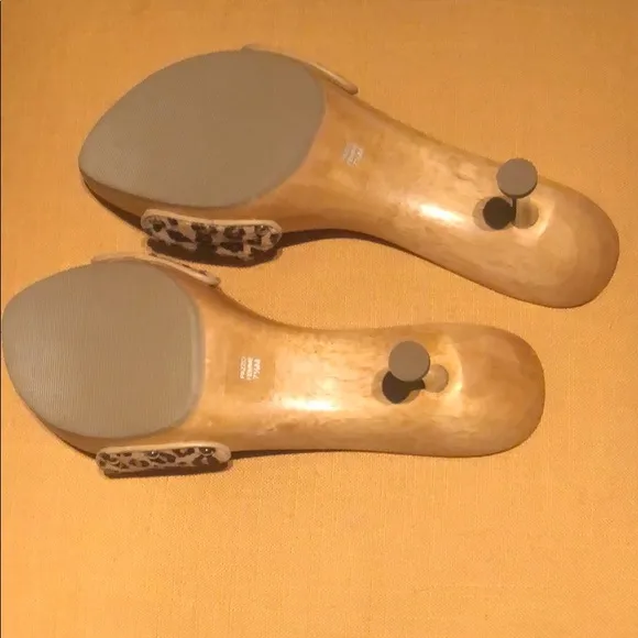 NWOB Pazzo Leopard Kitten Heel Sandals Size 7.5