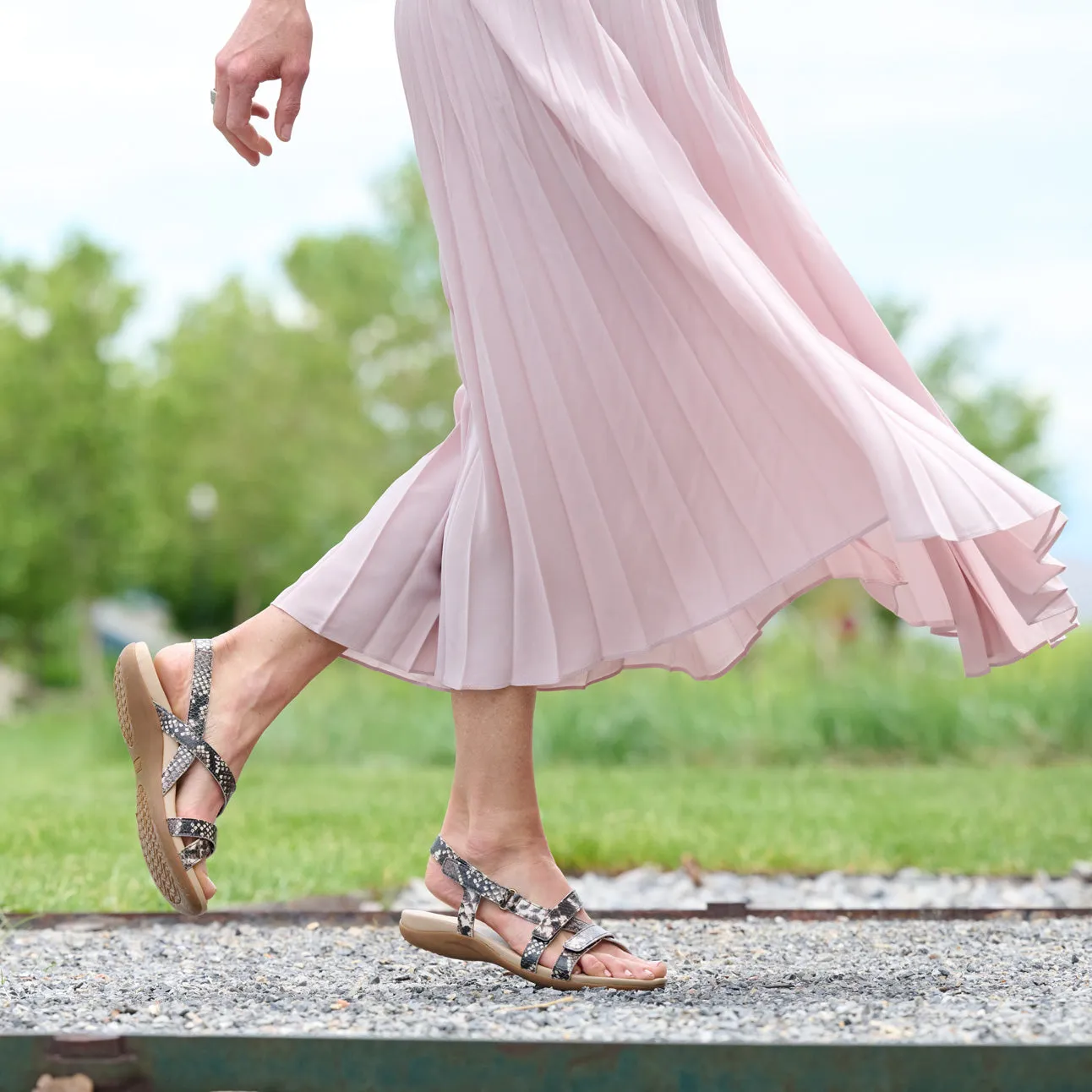 Oasis Slingback