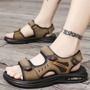 Sommerliche Freizeit-Wassersandalen
