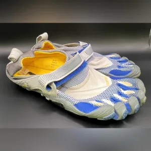 Vibram- Five Finger Shoes- Size:41, ‎ Grey/Blue- Pre- Owned