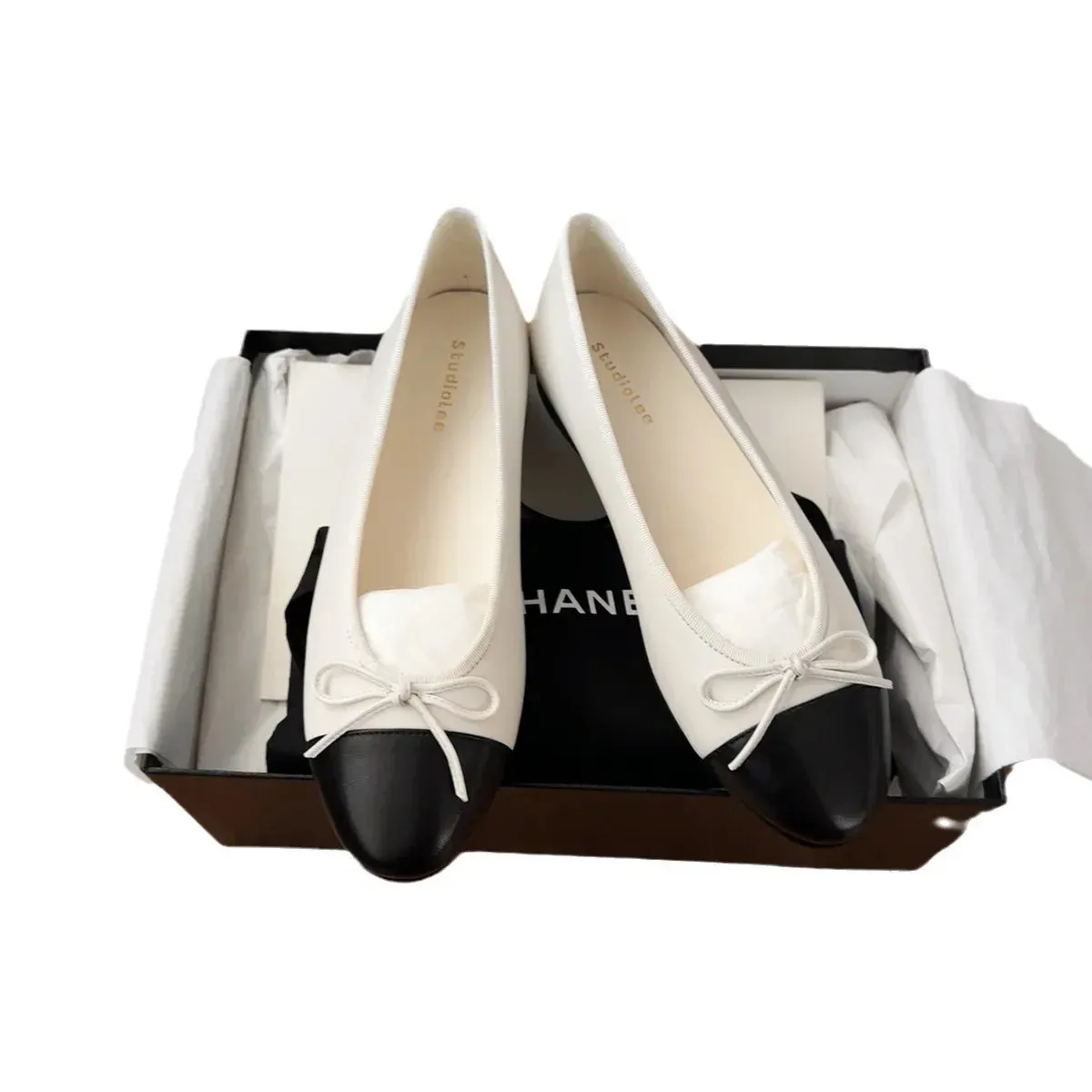 Women Leather Bowknot Flats Single Fashion Lady Round Toe Light Loafers Ballet Pumps